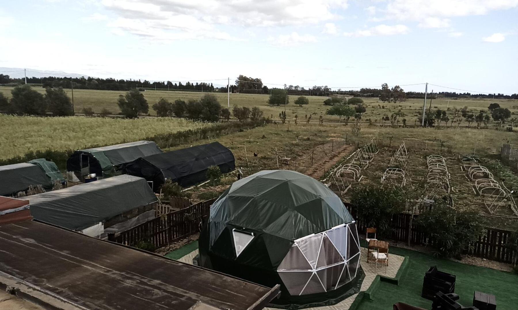 Luxe tent Podere Kiri Dome Experience Decimomannu